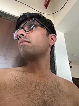 BoyzaraHatke online show from March 3, 2026, 7:58 am