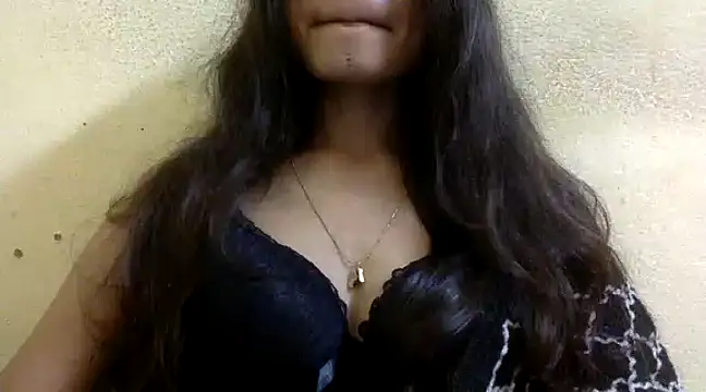 krati74 online show from December 24, 2024, 10:17 pm