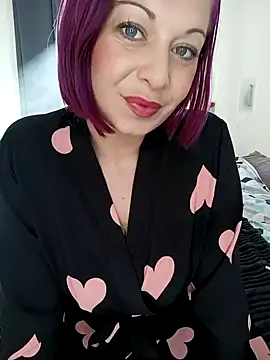 Chaudesquirt online show from January 17, 2025, 1:24 pm