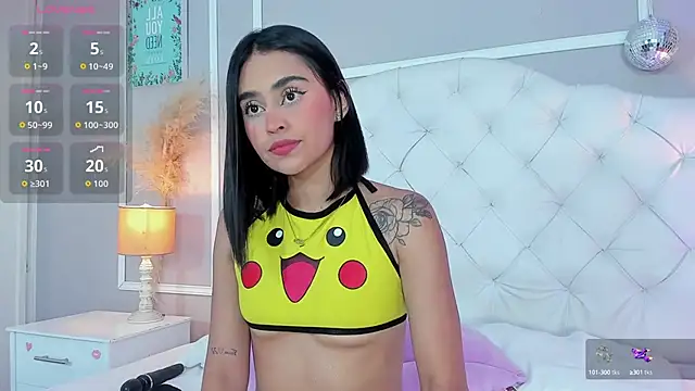 Snapshot of serena_jeyms chatting on October 3, 2025, 7:55 pm serena jeyms online show from October 3, 2025, 7:55 pm