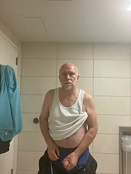 FLSexyGuy online show from April 25, 2026, 5:32 pm