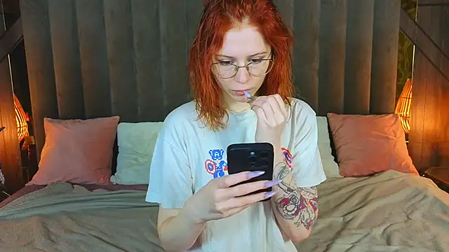 Sasha Exclusive online show from December 15, 2025, 8:24 pm