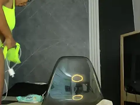 Snapshot of YummyDuooo chatting on February 26, 2025, 12:25 pm YummyDuooo online show from February 26, 2025, 12:25 pm