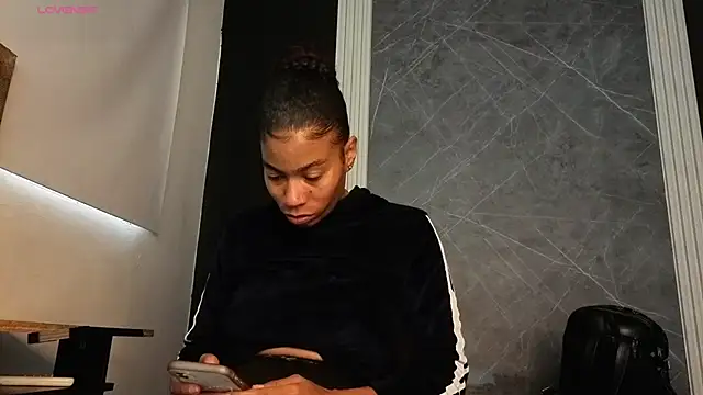 Snapshot of YummyDuooo chatting on November 26, 2025, 12:06 pm YummyDuooo online show from November 26, 2025, 12:06 pm