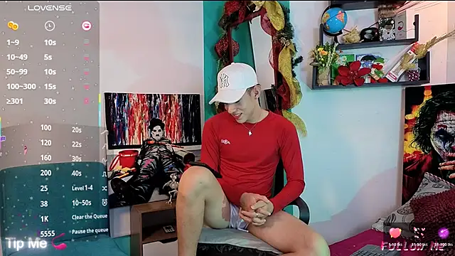 flowers18 online show from December 14, 2025, 11:42 pm