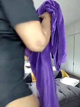 Snapshot of Drippincaty chatting on November 24, 2025, 8:14 am Drippincaty online show from November 24, 2025, 8:14 am