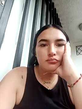 Celeste camila18 online show from April 19, 2026, 8:44 pm