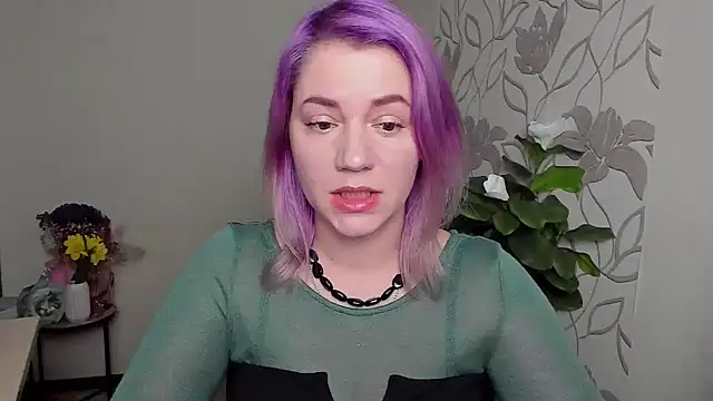 MariaSttone online show from April 7, 2026, 4:18 pm