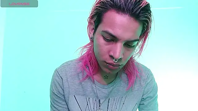 Snapshot of Jace_Quinn chatting on December 4, 2024, 9:57 pm Jace Quinn online show from December 4, 2024, 9:57 pm