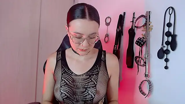 Alisson Beckett online show from September 11, 2025, 7:03 pm