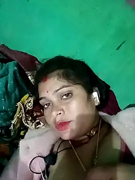 Snapshot of Chandni chatting on February 2, 2025, 10:49 pm Chandni online show from February 2, 2025, 10:49 pm