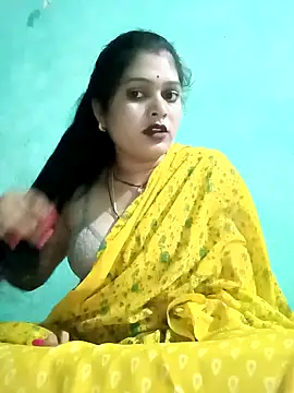 Snapshot of Chandni chatting on February 3, 2025, 1:08 pm Chandni online show from February 3, 2025, 1:08 pm