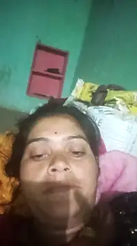 Snapshot of Chandni chatting on February 10, 2025, 11:55 pm Chandni online show from February 10, 2025, 11:55 pm