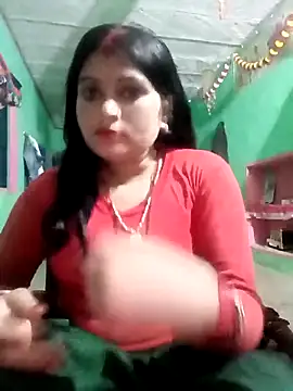 Snapshot of Chandni chatting on March 3, 2025, 2:26 pm Chandni online show from March 3, 2025, 2:26 pm