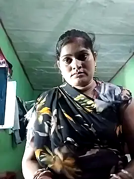 Snapshot of Chandni chatting on September 10, 2025, 3:39 am Chandni online show from September 10, 2025, 3:39 am