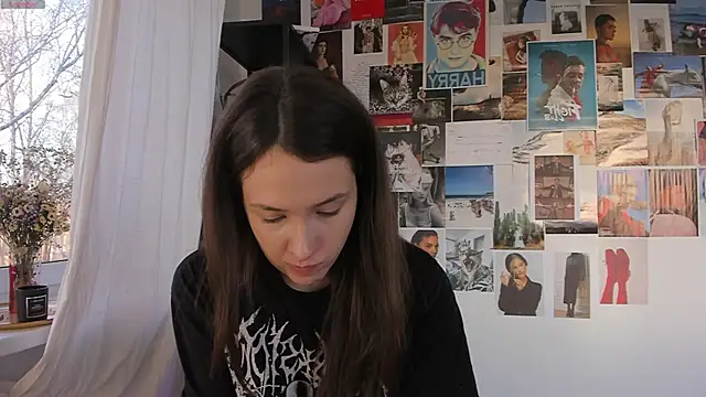 MonicaRocket online show from December 20, 2024, 11:10 am