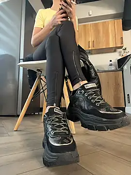 FeetVibe online show from November 11, 2025, 8:36 am