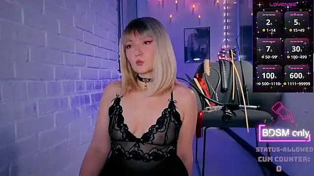 Snapshot of Sandralawrence chatting on January 17, 2026, 9:40 pm Sandralawrence online show from January 17, 2026, 9:40 pm