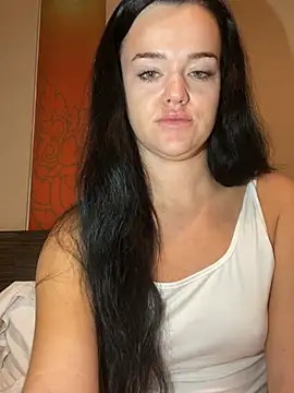 English-Chloe96 online show from February 1, 2026, 6:56 am