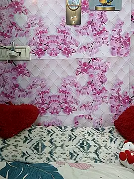 sandy naughty online show from February 18, 2026, 5:20 pm