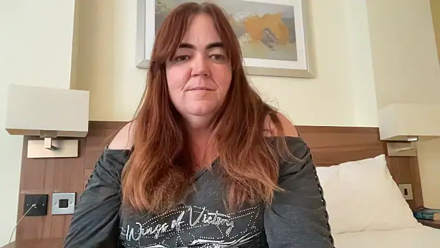 Snapshot of curvy-milf-abbie chatting on November 25, 2025, 1:22 pm curvy-milf-abbie online show from November 25, 2025, 1:22 pm