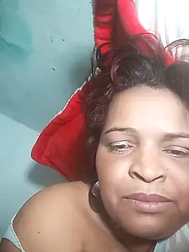 Snapshot of _violetta_- chatting on February 24, 2025, 3:12 am violetta - online show from February 24, 2025, 3:12 am