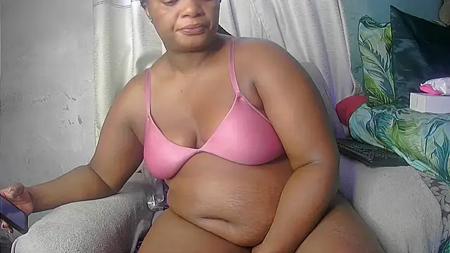 Snapshot of Sexyebonyxxx87 chatting on February 22, 2025, 6:28 am Sexyebonyxxx87 online show from February 22, 2025, 6:28 am