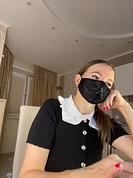 MilfeaN online show from November 17, 2025, 5:30 pm