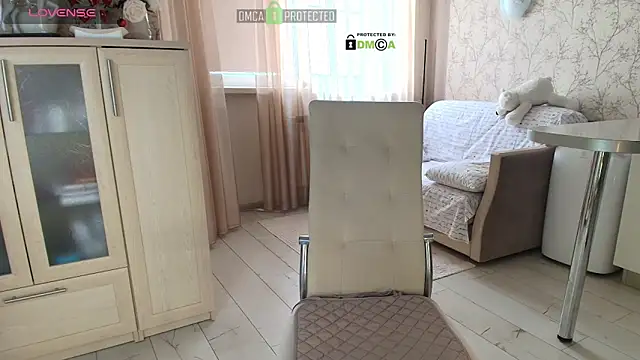 MilfeaN online show from February 19, 2026, 9:38 am