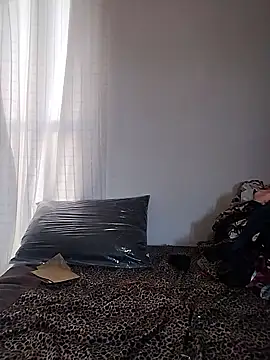 Emanuelle manu online show from February 6, 2025, 10:48 am