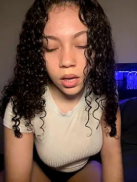 ladylavish online show from December 5, 2025, 5:05 am