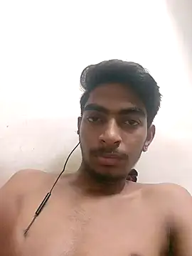 Snapshot of biggboyzz chatting on December 20, 2024, 4:36 pm biggboyzz online show from December 20, 2024, 4:36 pm