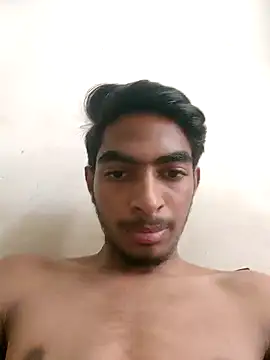 Snapshot of biggboyzz chatting on December 28, 2024, 8:16 am biggboyzz online show from December 28, 2024, 8:16 am