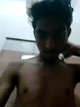 Snapshot of biggboyzz chatting on January 1, 2025, 11:07 pm biggboyzz online show from January 1, 2025, 11:07 pm