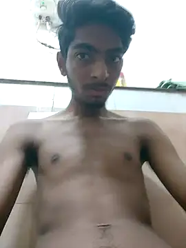 Snapshot of biggboyzz chatting on January 3, 2025, 11:01 pm biggboyzz online show from January 3, 2025, 11:01 pm