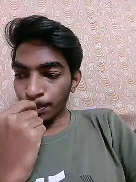 Snapshot of biggboyzz chatting on January 21, 2025, 1:11 pm biggboyzz online show from January 21, 2025, 1:11 pm