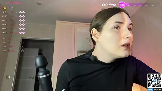 Maria Bowie online show from October 4, 2025, 7:39 am