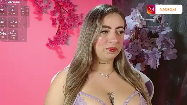 NaomiFox1 online show from April 29, 2026, 1:21 am