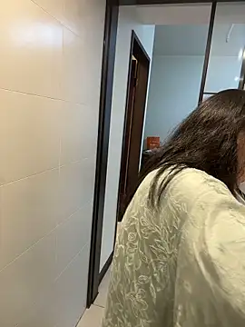 wt0314 online show from November 24, 2025, 1:22 pm