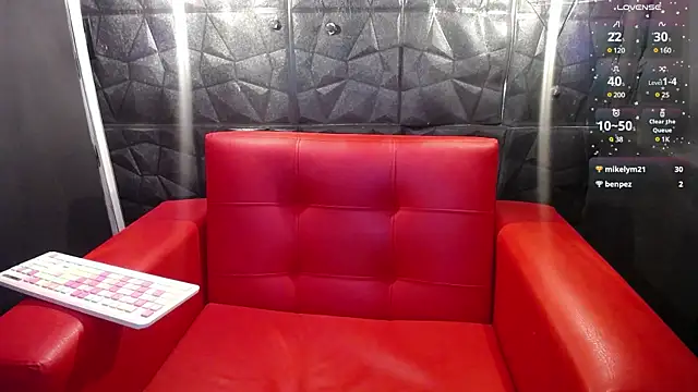 banyolet stg online show from December 9, 2024, 5:08 pm