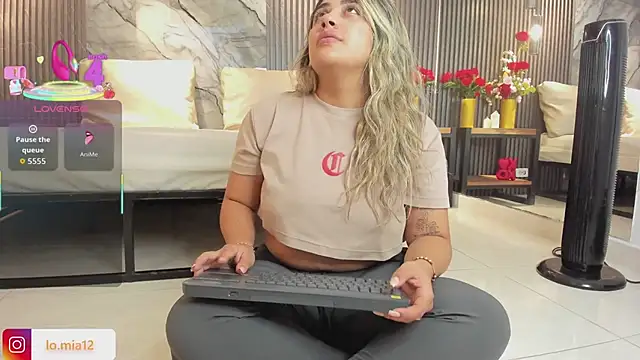 julietha taylor online show from February 23, 2026, 3:48 am