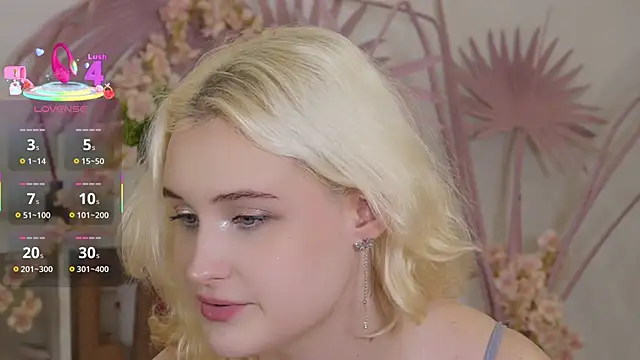 Snapshot of tiffannyjons chatting on October 26, 2025, 6:03 pm tiffannyjons online show from October 26, 2025, 6:03 pm