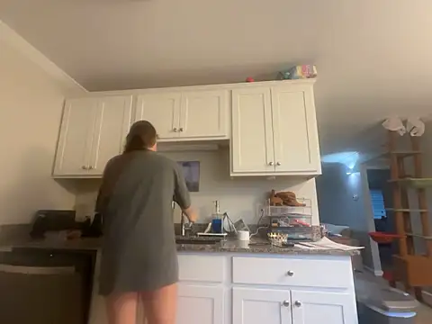 Snapshot of MissSwitch chatting on September 26, 2025, 11:25 am MissSwitch online show from September 26, 2025, 11:25 am