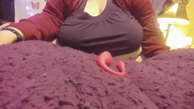 Snapshot of Alli_Kat chatting on February 11, 2025, 7:33 am Alli Kat online show from February 11, 2025, 7:33 am