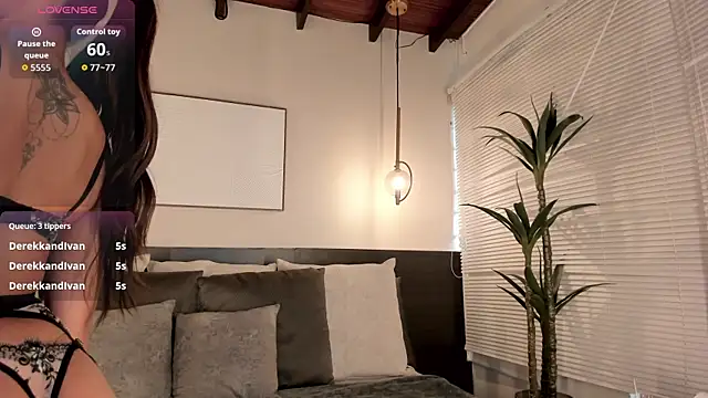 SophieBlake online show from November 26, 2025, 7:59 pm