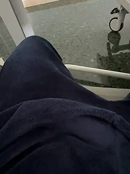 Snapshot of CheapFan55 chatting on February 27, 2026, 1:44 pm CheapFan55 online show from February 27, 2026, 1:44 pm