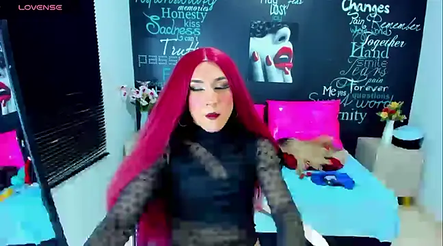 Snapshot of DarianaGia chatting on December 6, 2024, 6:15 am DarianaGia online show from December 6, 2024, 6:15 am