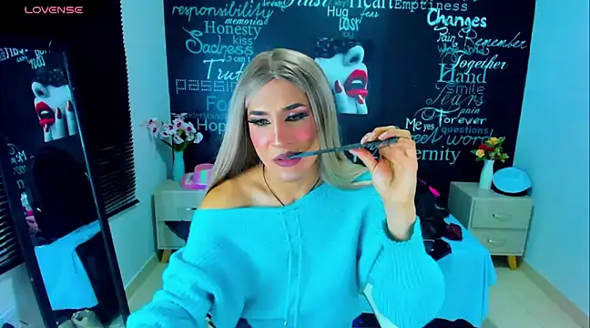 Snapshot of DarianaGia chatting on December 11, 2024, 9:19 am DarianaGia online show from December 11, 2024, 9:19 am