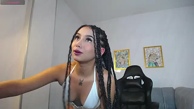  ella b online show from February 4, 2025, 3:11 am