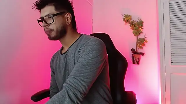 Snapshot of Colby_brown03 chatting on October 24, 2025, 6:59 pm Colby brown03 online show from October 24, 2025, 6:59 pm